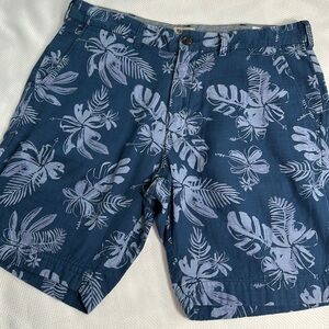 Men’s True Grit cotton shorts Hawaiian print hibiscus